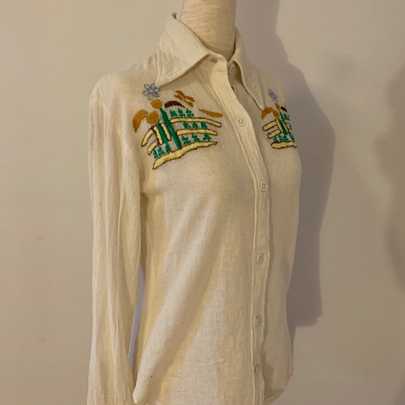 Vintage 1970s Button Down Shirt - Picture 3 of 10